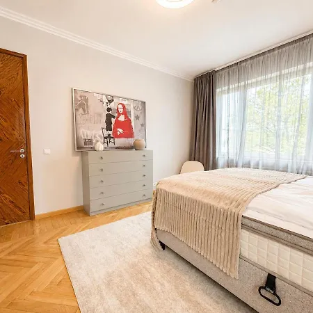 Luxury 2br With Sauna, Work Station, Center Apartament Tallin