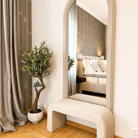 Apartament Luxury 2br With Sauna, Work Station, Center Tallin